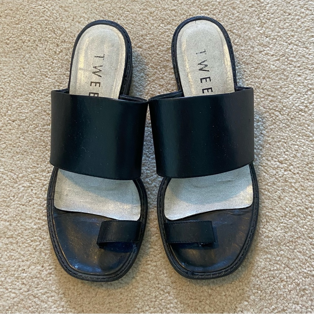 Vintage 90’s Tweeds Black Leather Toe Ring Slide